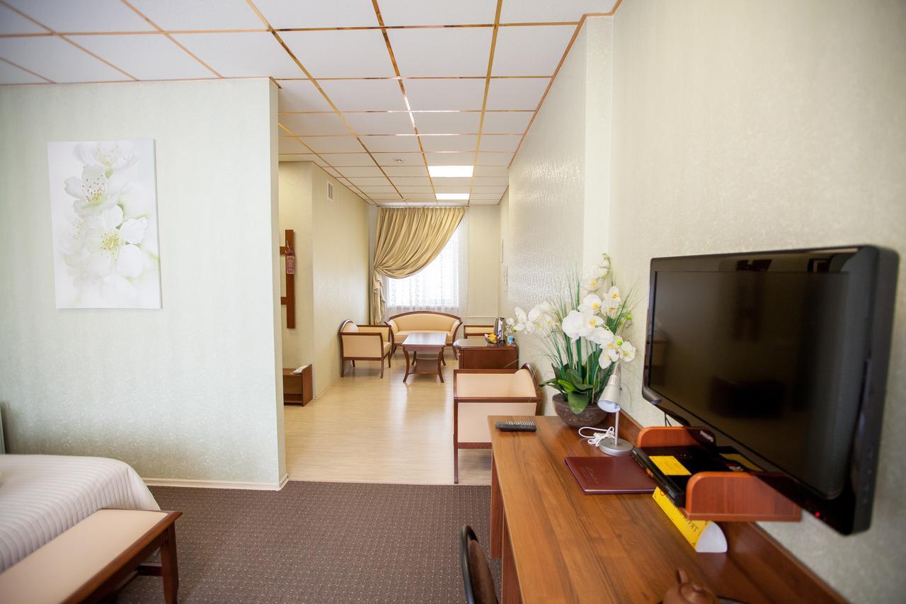 סיזרן Hotel Yubileinaya מראה חיצוני תמונה